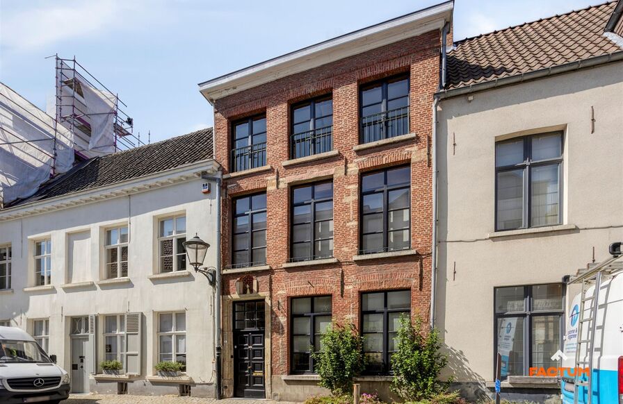 Karaktervolle woning te koop in MECHELEN