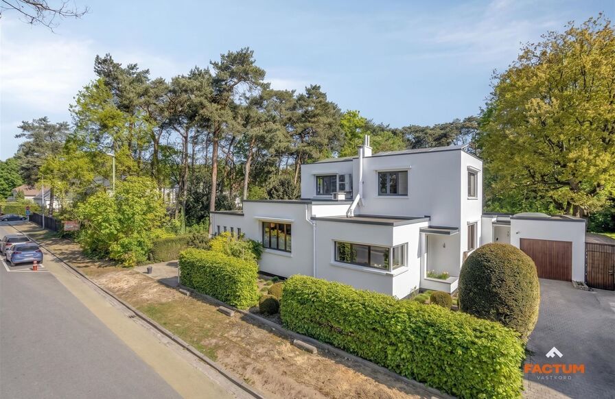 Villa te koop in RIJMENAM