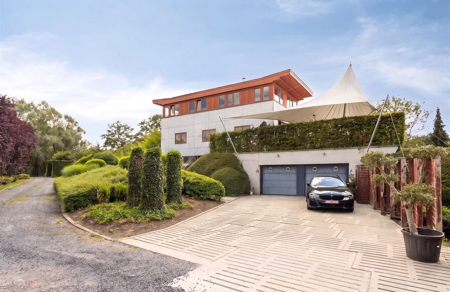 Villa te koop in RIJMENAM