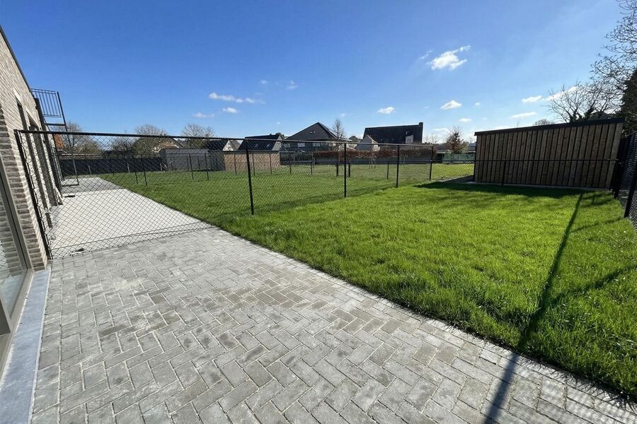 Appartement met tuin te huur in BONHEIDEN
