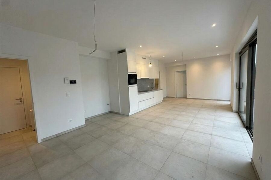 Appartement met tuin te huur in BONHEIDEN