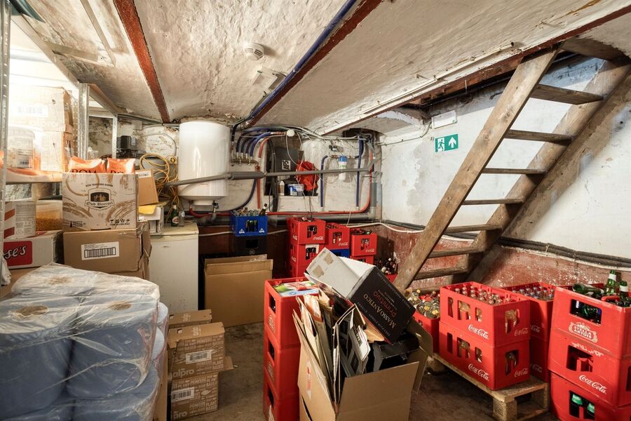 Handelspand met woonst te koop in MECHELEN