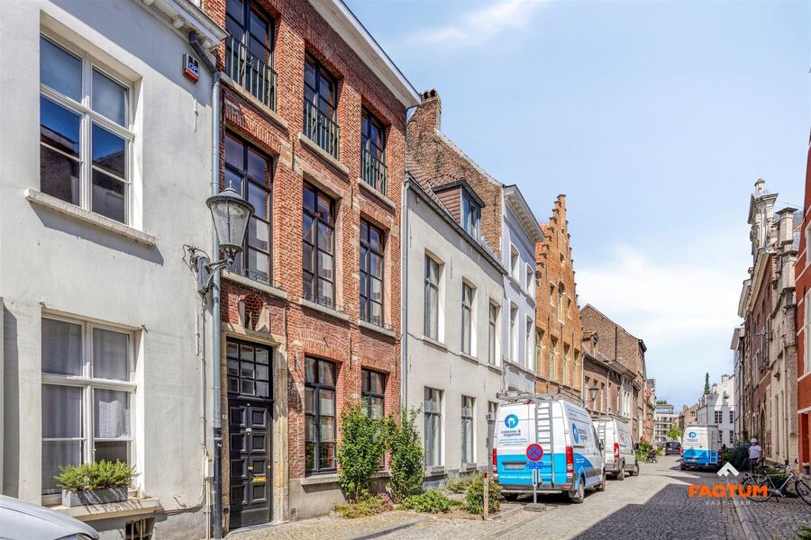 Karaktervolle woning te koop in MECHELEN
