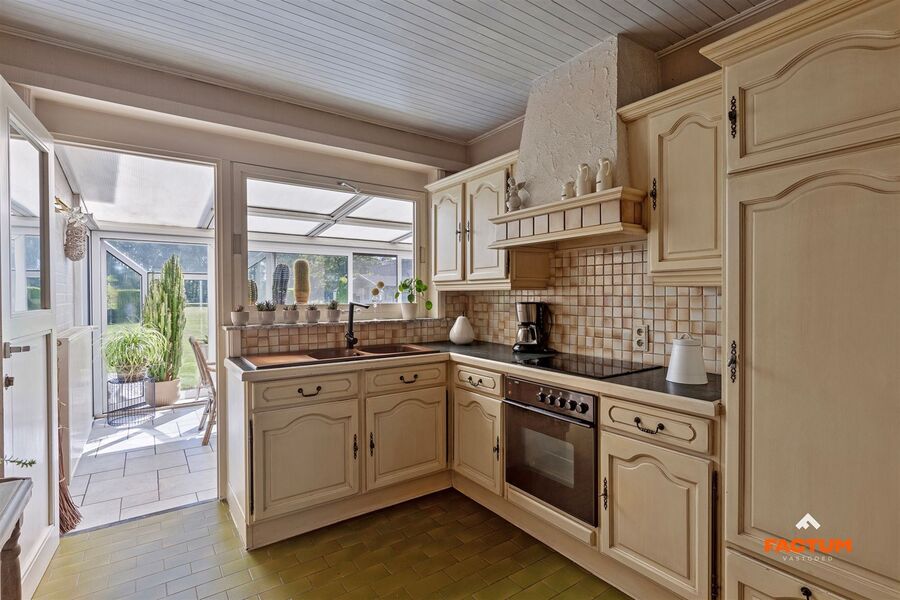 Villa te koop in HUMBEEK