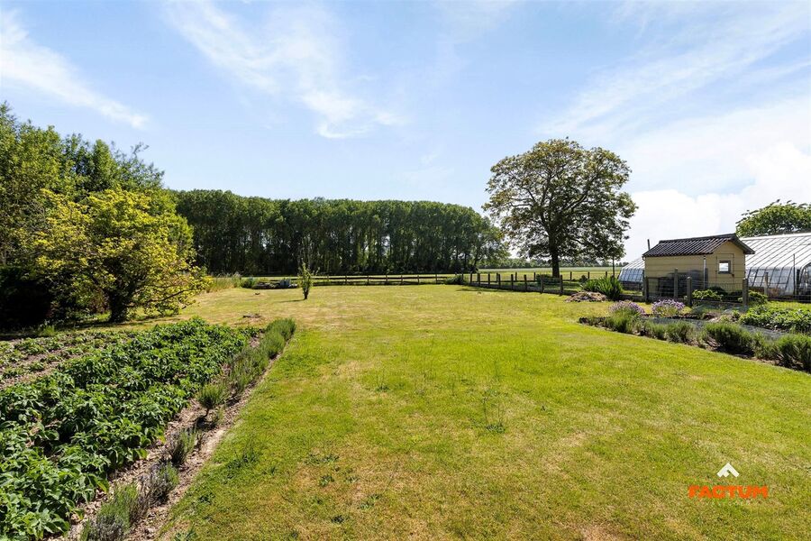 Villa te koop in HUMBEEK