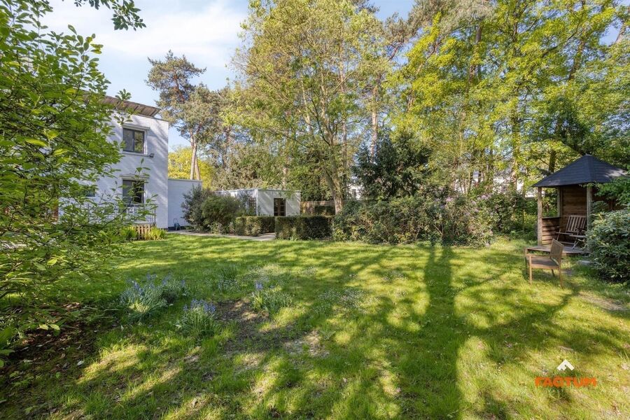 Villa te koop in RIJMENAM