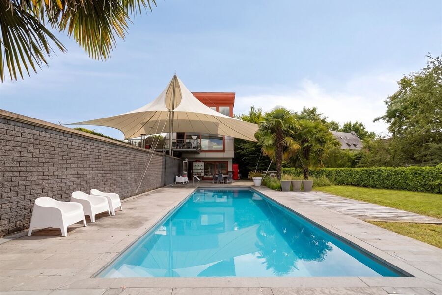 Villa te koop in RIJMENAM