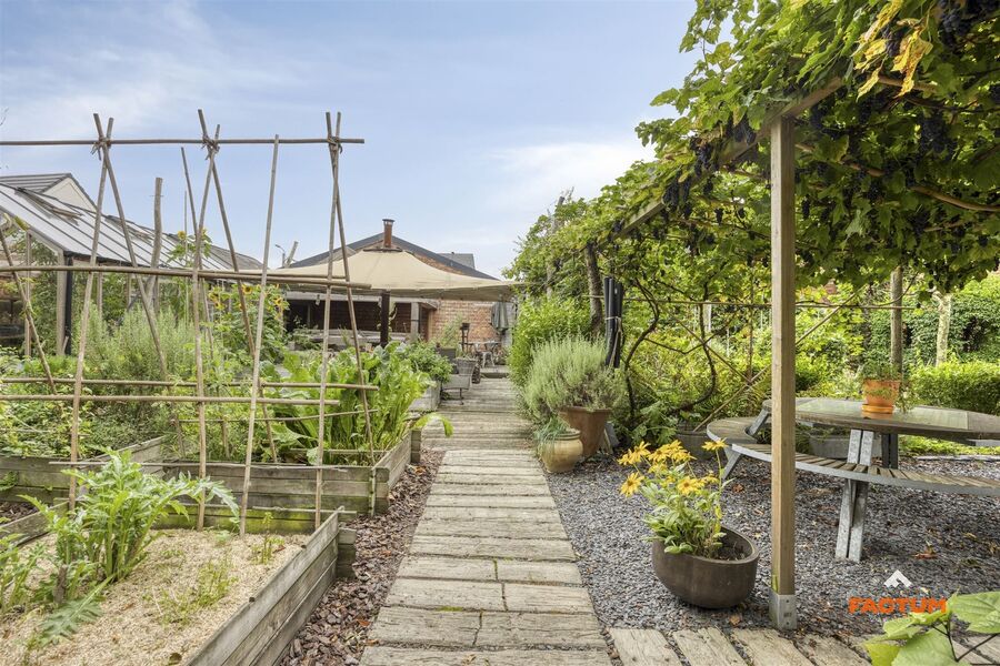 Villa te koop in WILLEBROEK