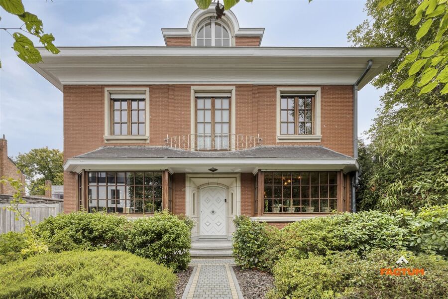 Villa te koop in WILLEBROEK